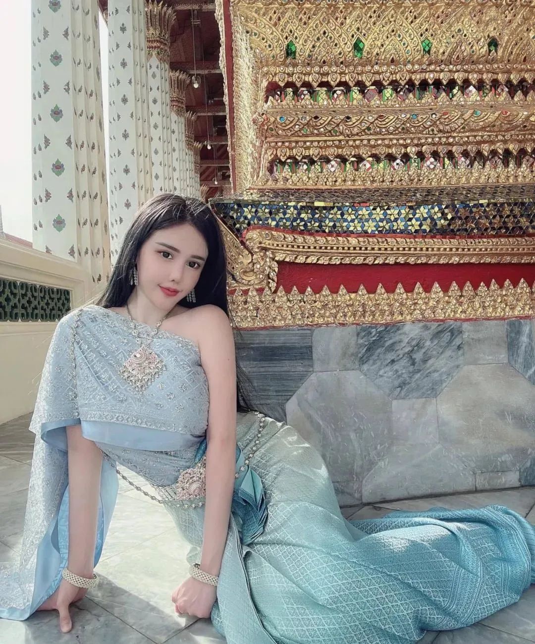 【美女壁纸】周甄娜，甜美迷人的马来西亚网红美女！
