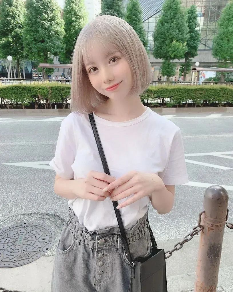 若林萌々，又萌又美的网红美女