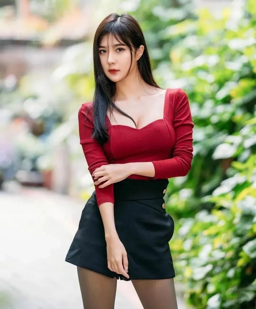 台湾艺术大学校花陈郁晴，甜美可人的气质女神