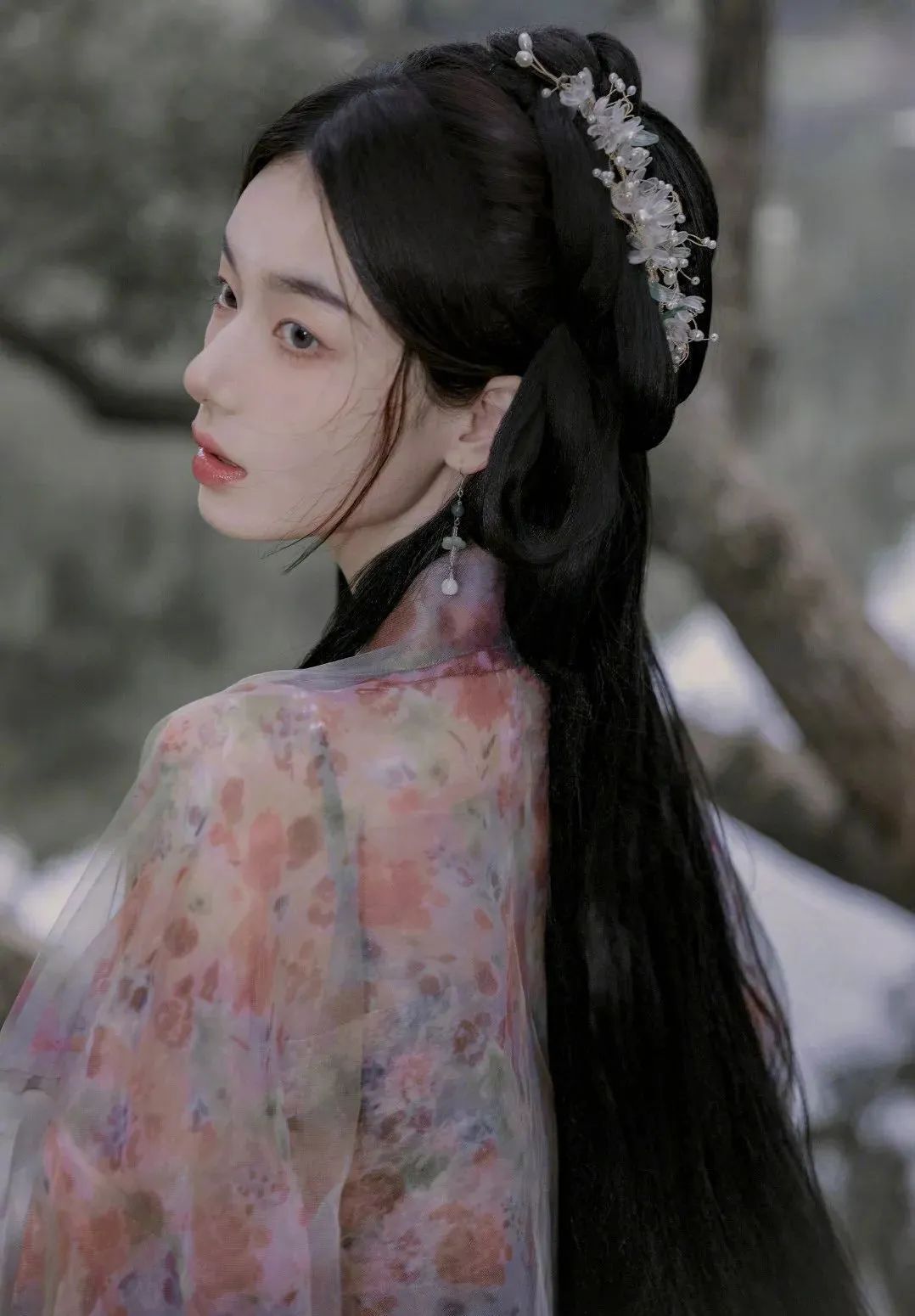 周芯竹，恋综女神的“天花板”