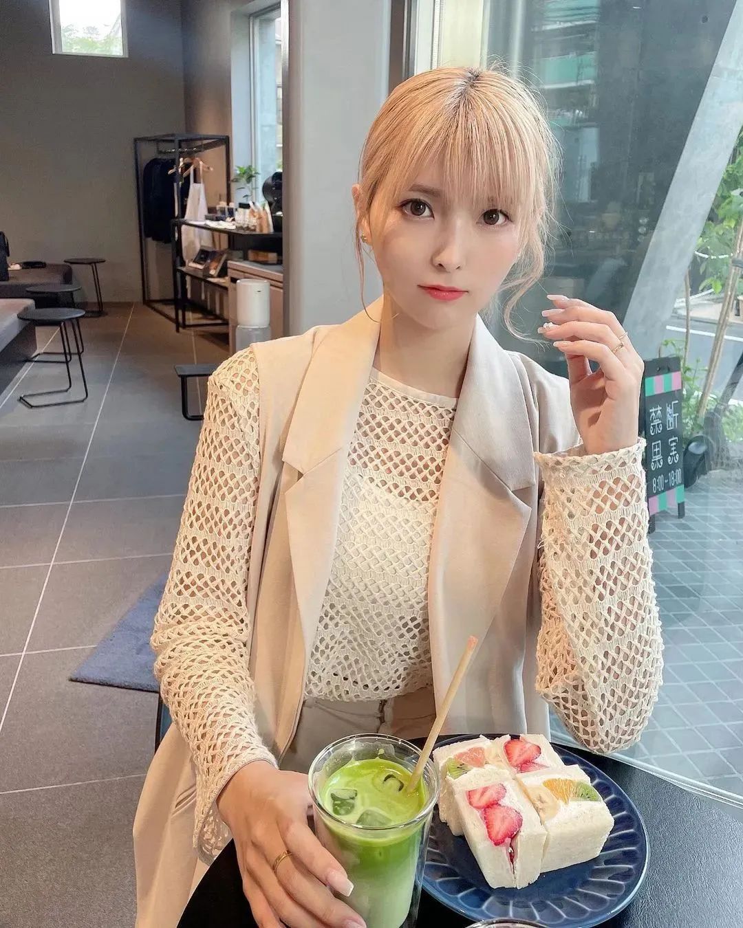 日本网红女神Kiki，25岁至今单身未婚的她，美得让人窒息