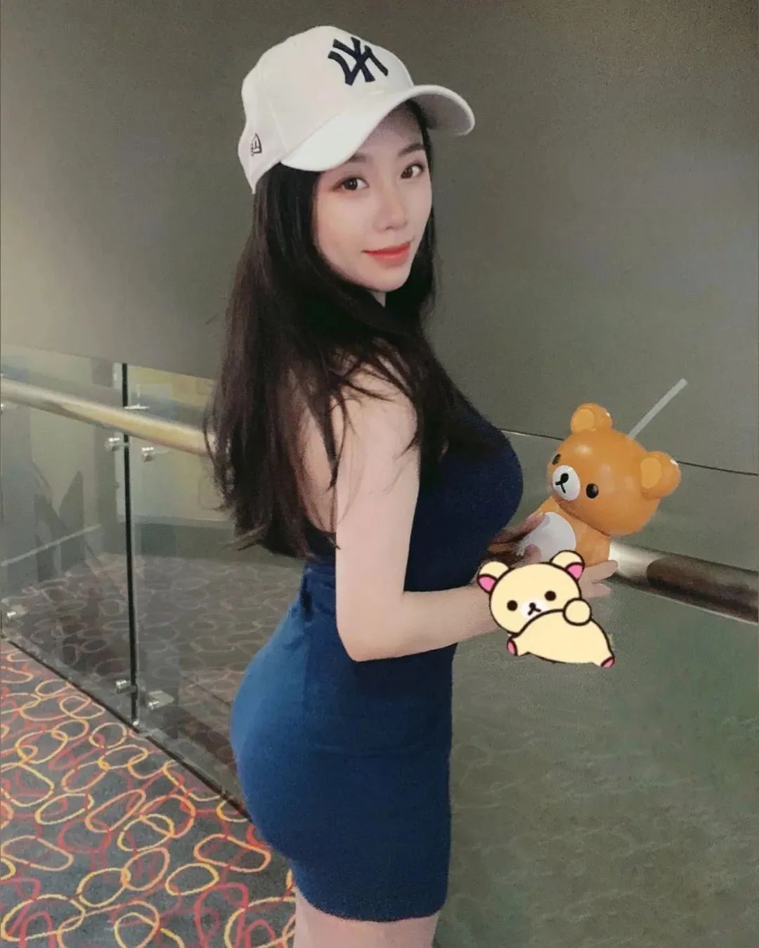 新加坡网红wenxian huang，甜美迷人的御姐范女神