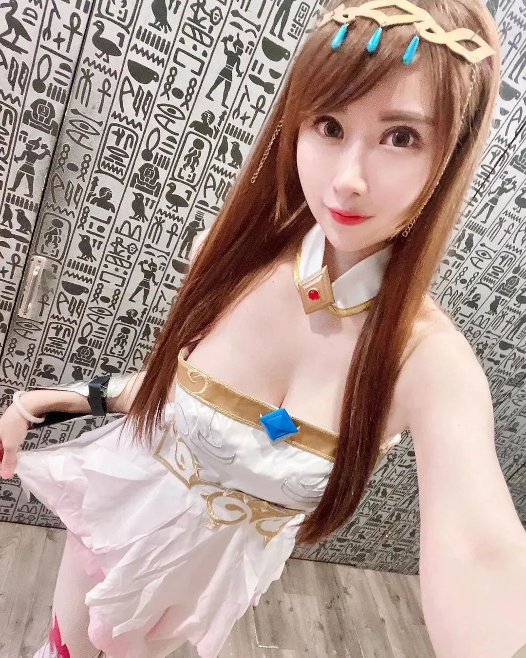 台湾网红蕾儿，辣度指数爆表的气质女神