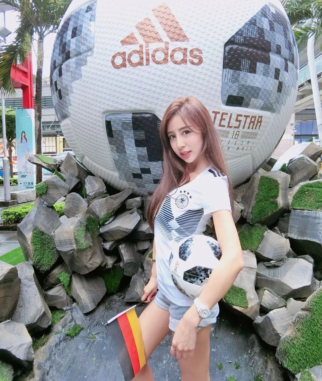 台湾最美空姐瑞塔儿，气质出众的甜美女神