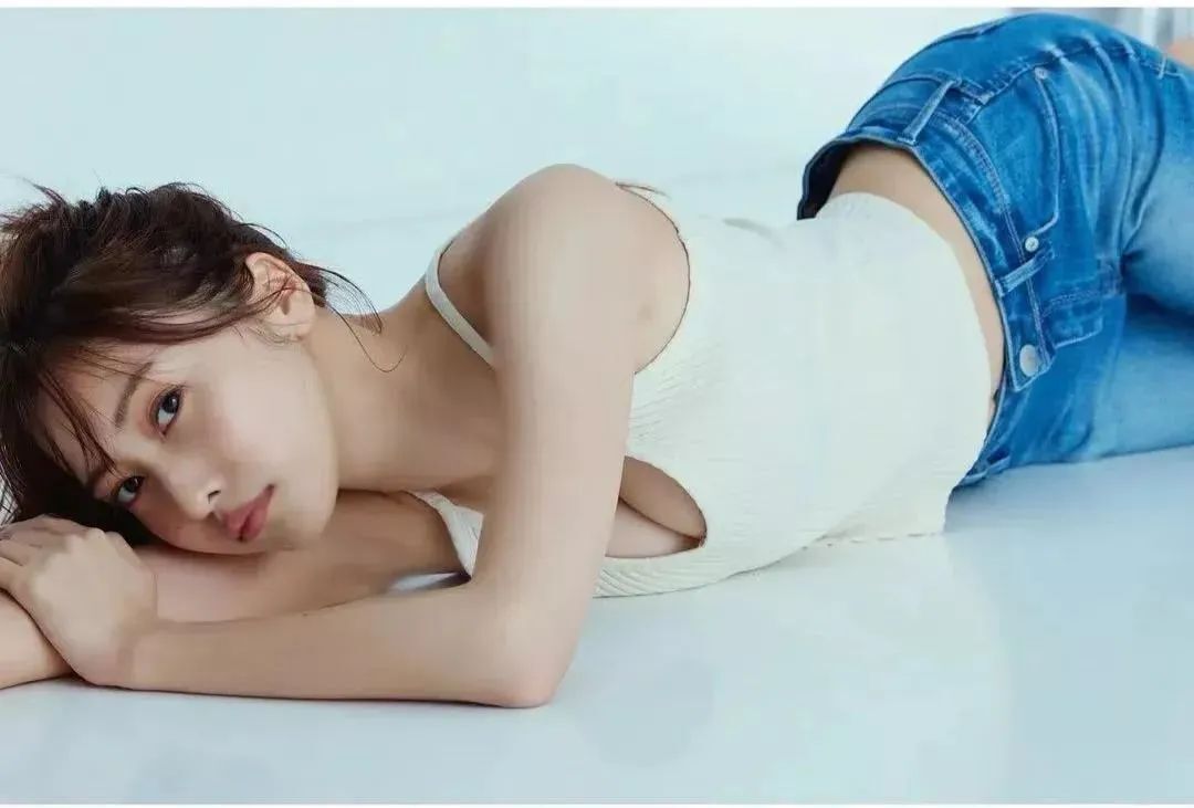 日本网红佐野日向子，清纯可爱的美女模特