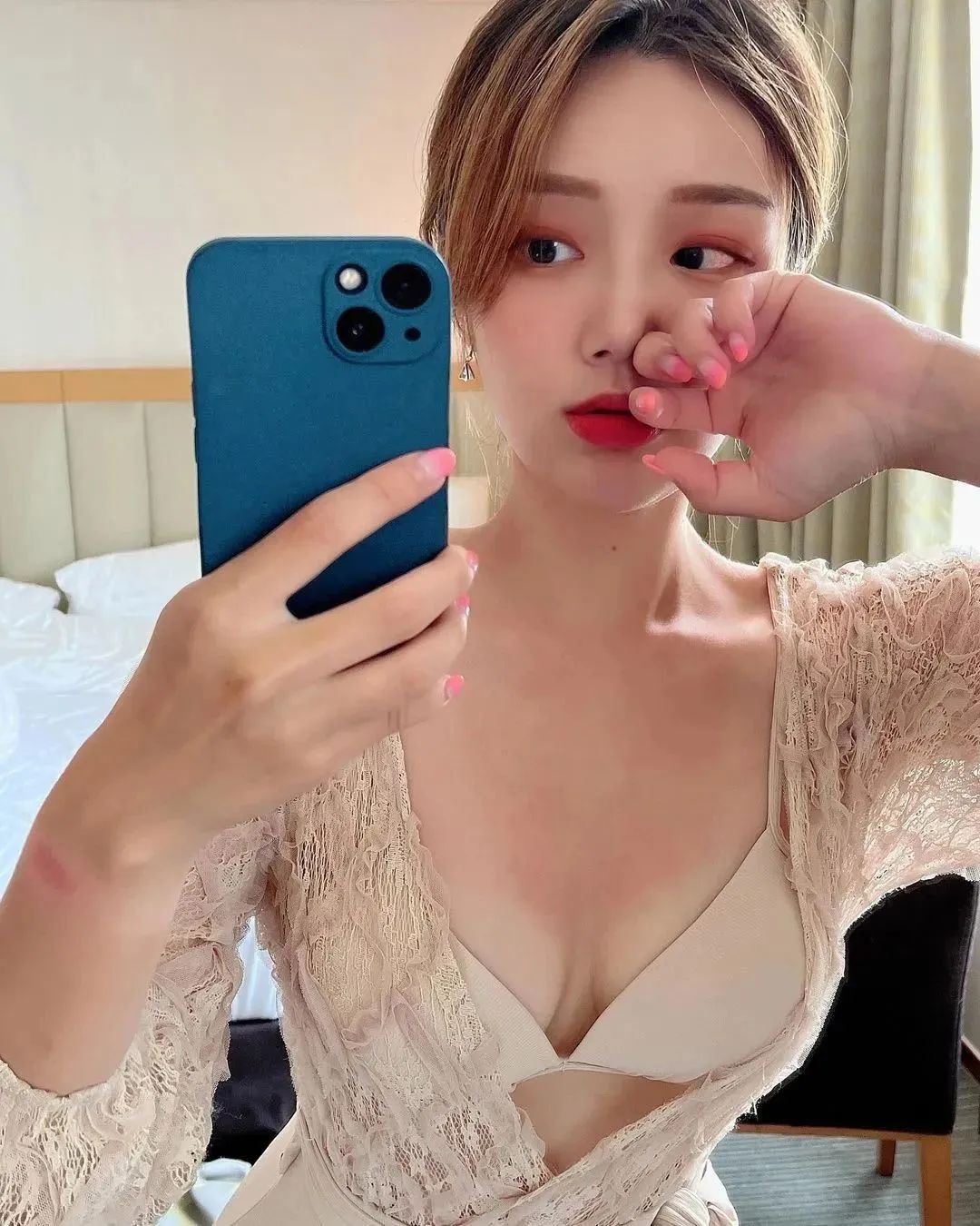 韩国网红duckzzi，可爱又性感的甜美系女神