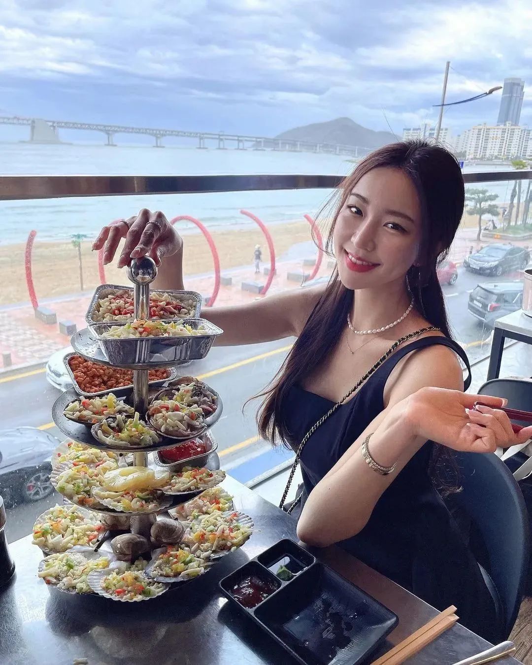 韩国网红lecomme，甜美性感的美妆博主