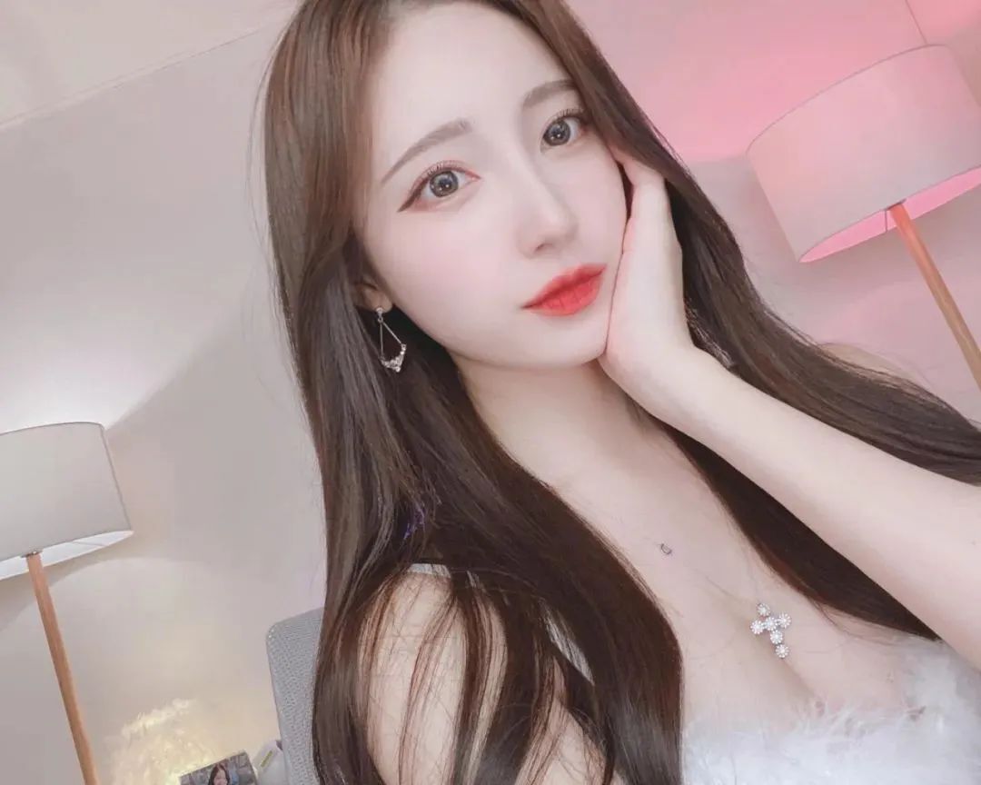 韩国网红hyun_dy,甜美指数超标的颜值女神