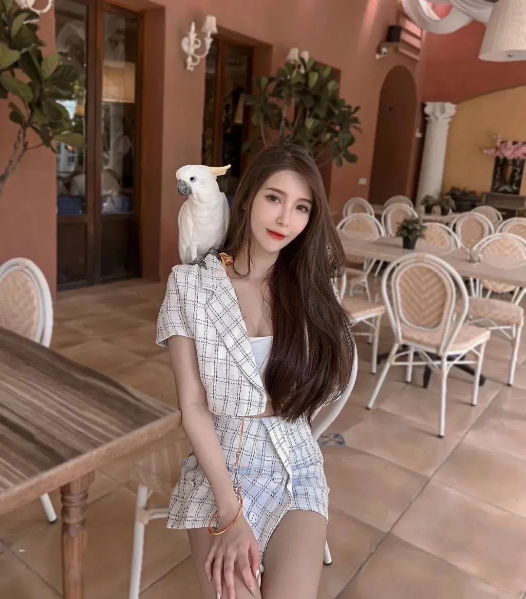 台湾网红mumu,甜美迷人的她，是多少人心目中的完美型女友