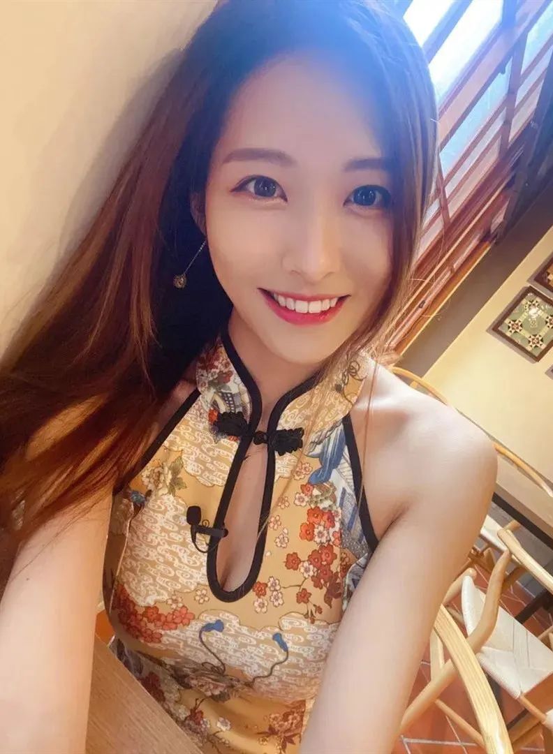 梁凯晴，笑容甜美迷人的台湾最美女主持人