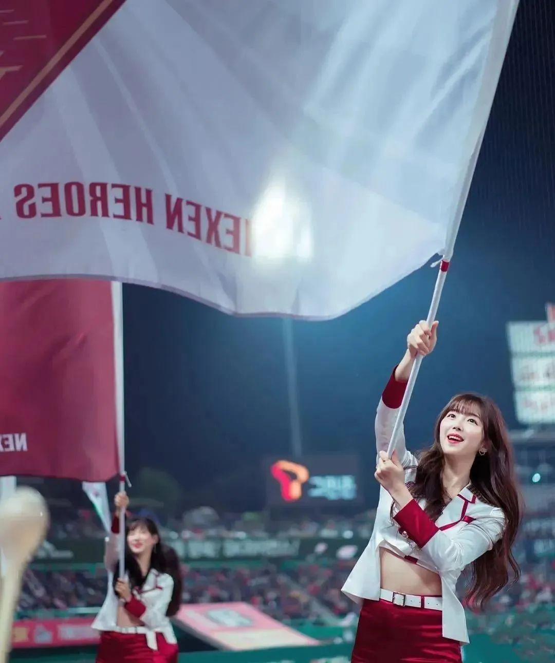韩国网红安智贤，甜美可爱的啦啦队女神