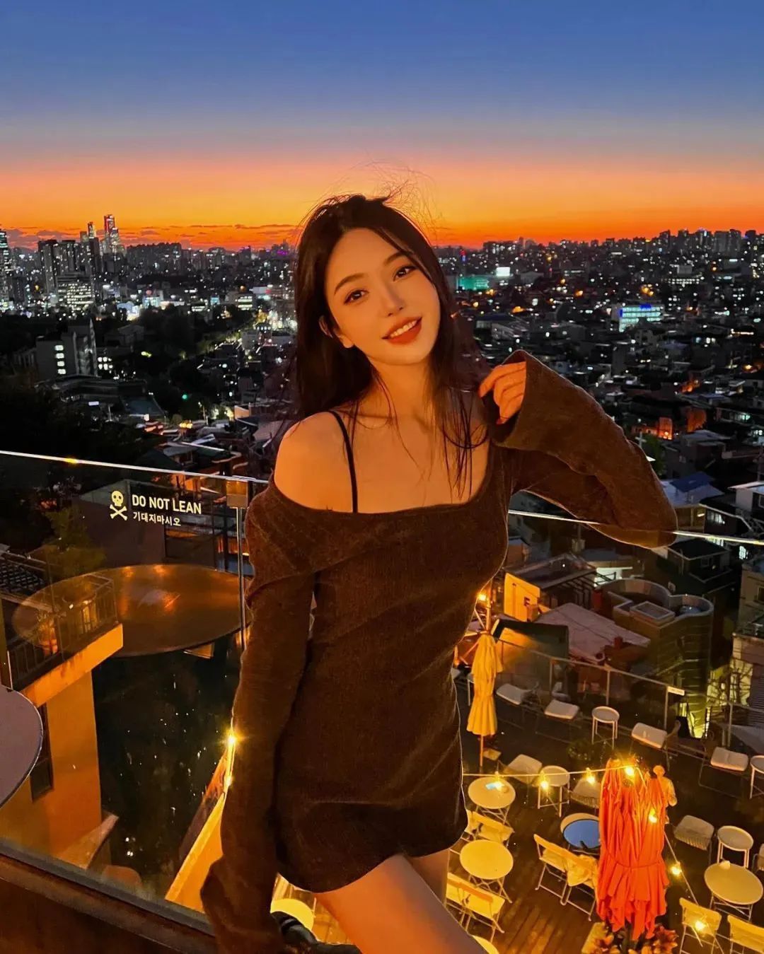 国产网红olivia，甜美迷人的她，是多少人心目中的完美型女友