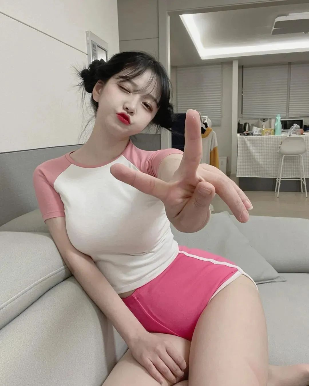 韩国网红朴敏静，甜美可人的“萌系”女神