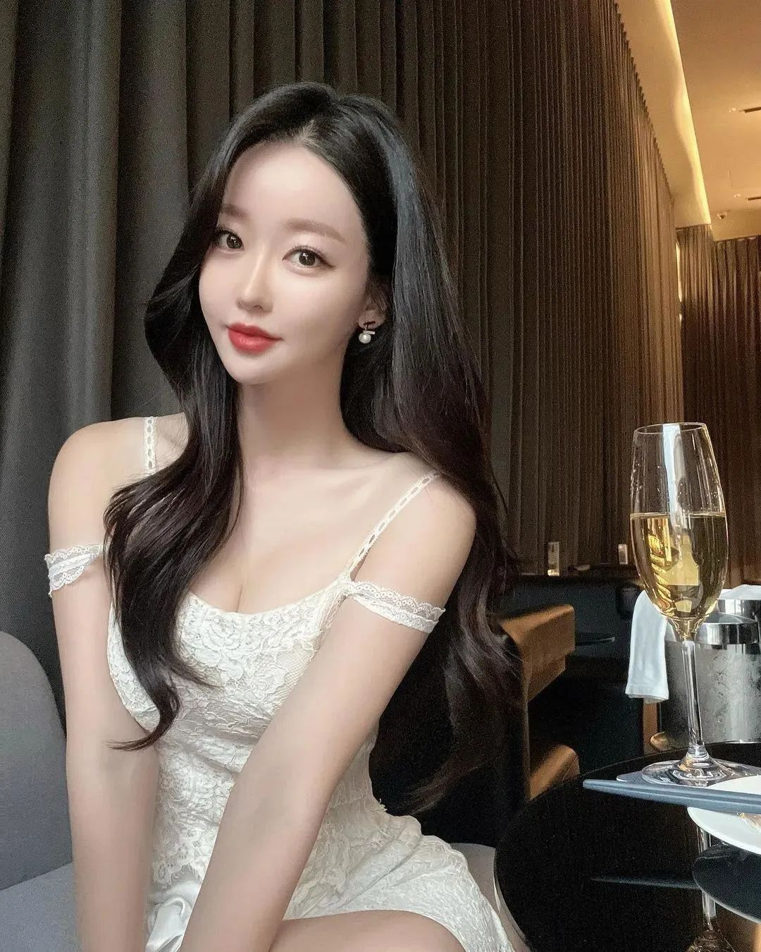 韩国网红yunjj，天生丽质的气质女神