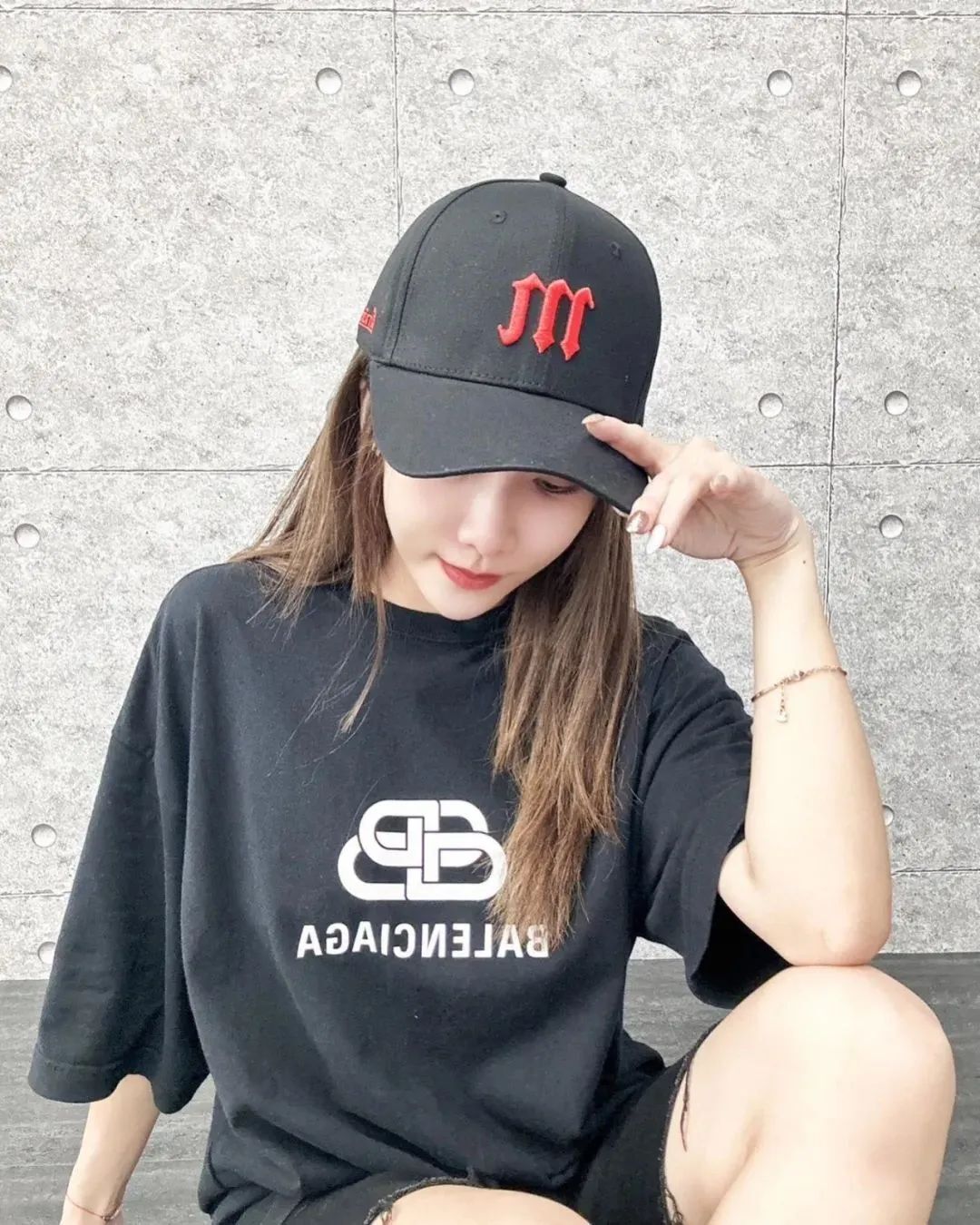 台湾网红王俪洁，甜美又性感的啦啦队女神
