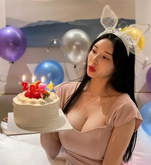 韩国网红 | xox，甜美又性感的顶级健身女神