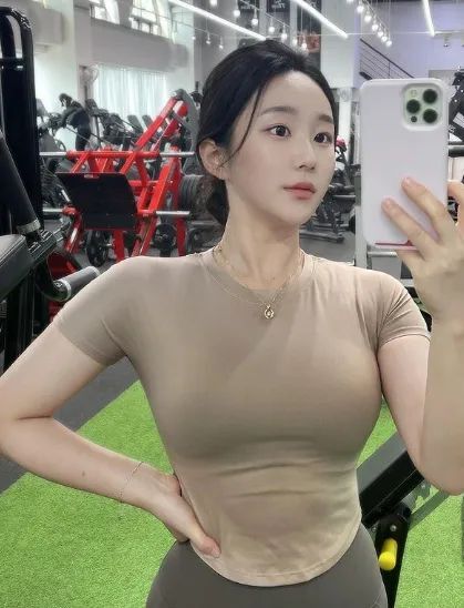 韩国网红 | 甜美又性感的顶级健身美女