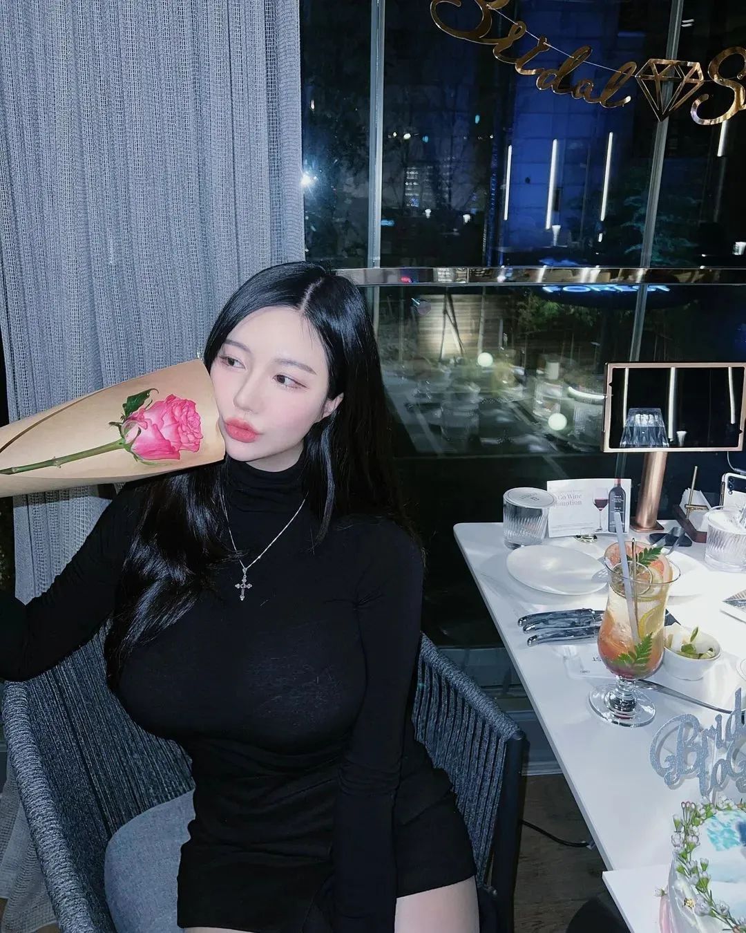 韩国网红 | vivi，甜美又性感的顶级美女模特