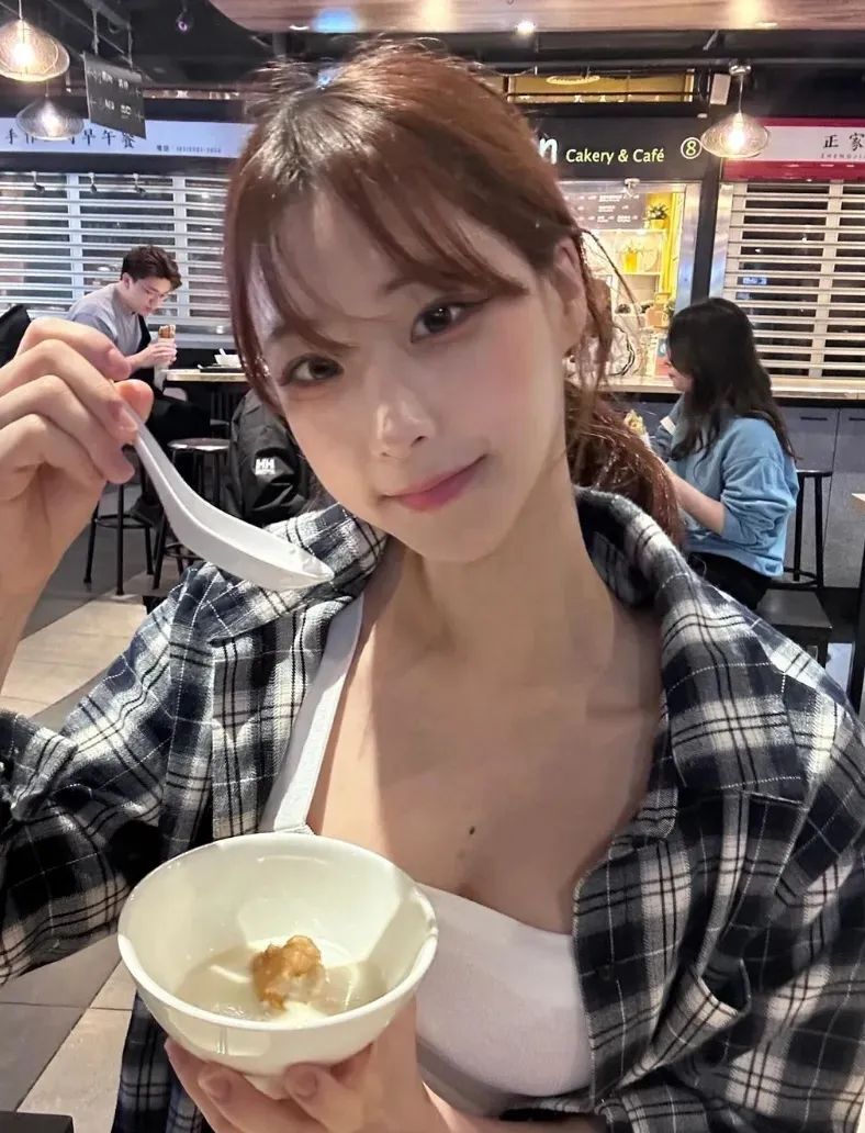 韩国网红 | Irene