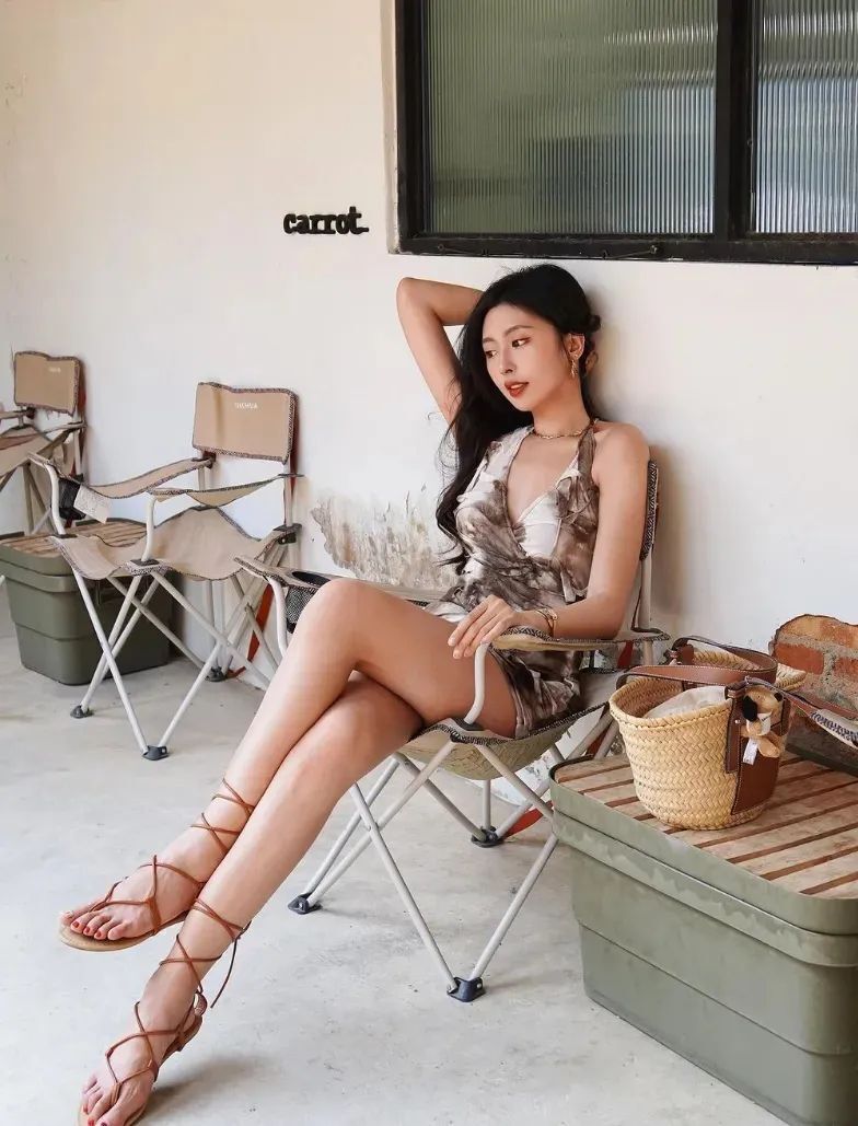 台湾极品模特！长相甜美迷人，身材实力杠杠的！