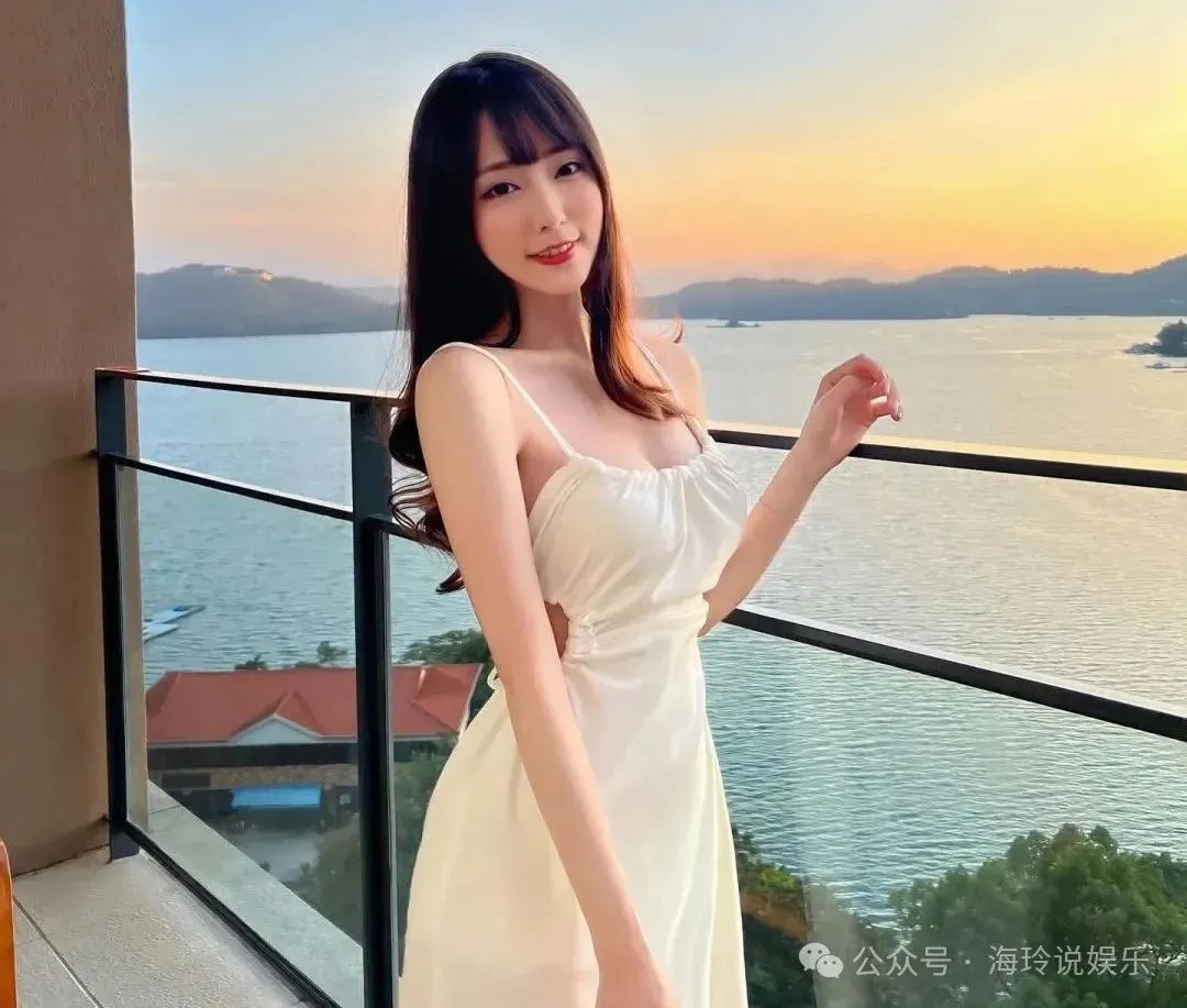 台湾00后极品校花！这身材，简直绝了！