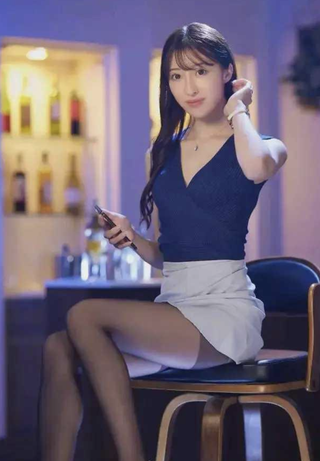 日本最强黑丝美腿，九头身真绝！