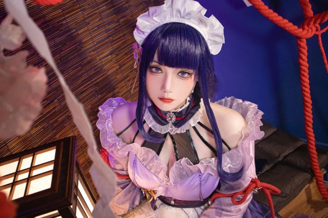 原神cos：抹胸连衣裙心海，兔女郎绫华，煮饭婆雷神，穿着花嫁的刻晴你爱不爱？