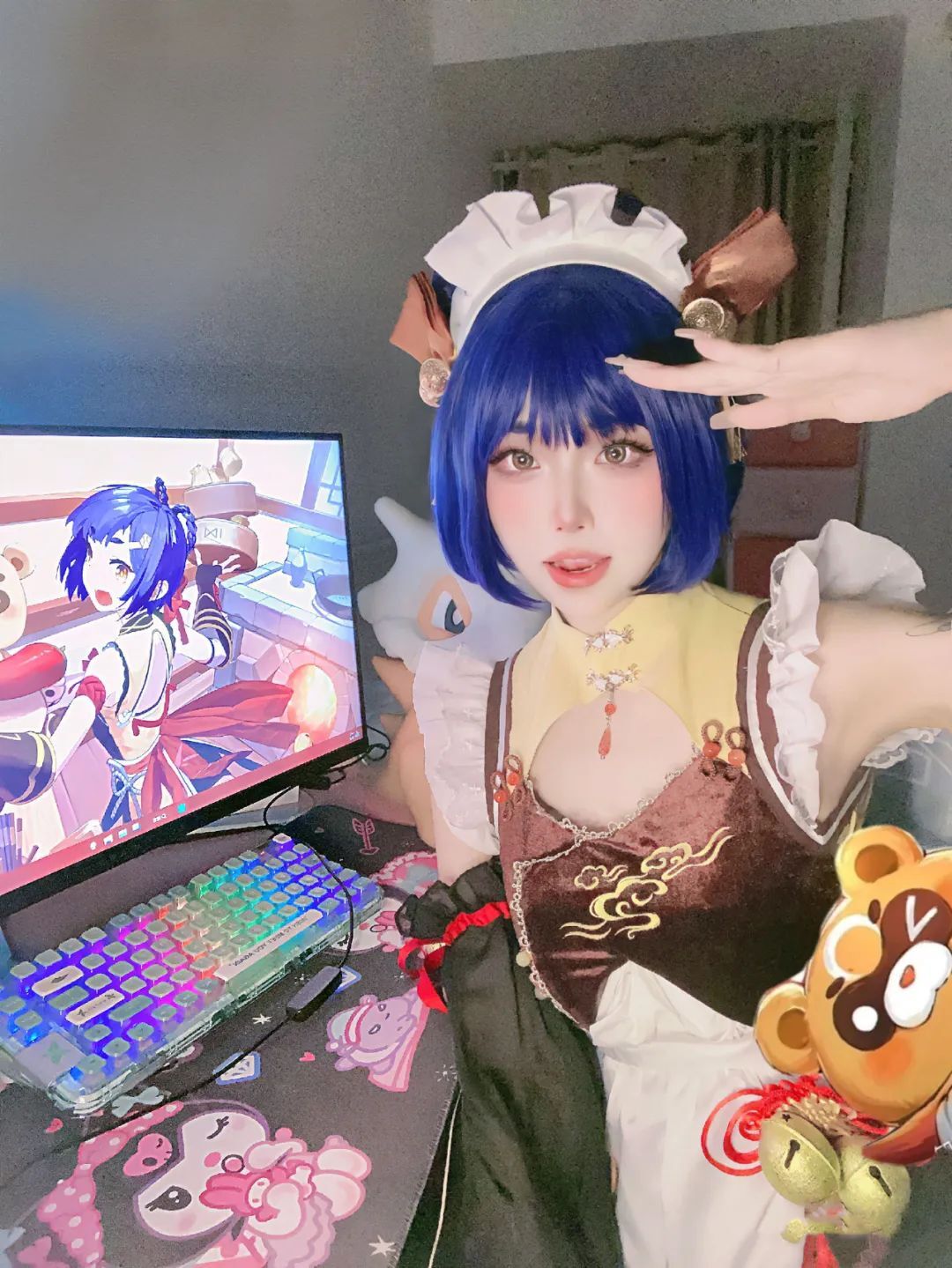 原神cos：白丝护士装刻晴，ol制服雷神太御了！包臀裙申鹤，泳装八重神子让人狂喜！
