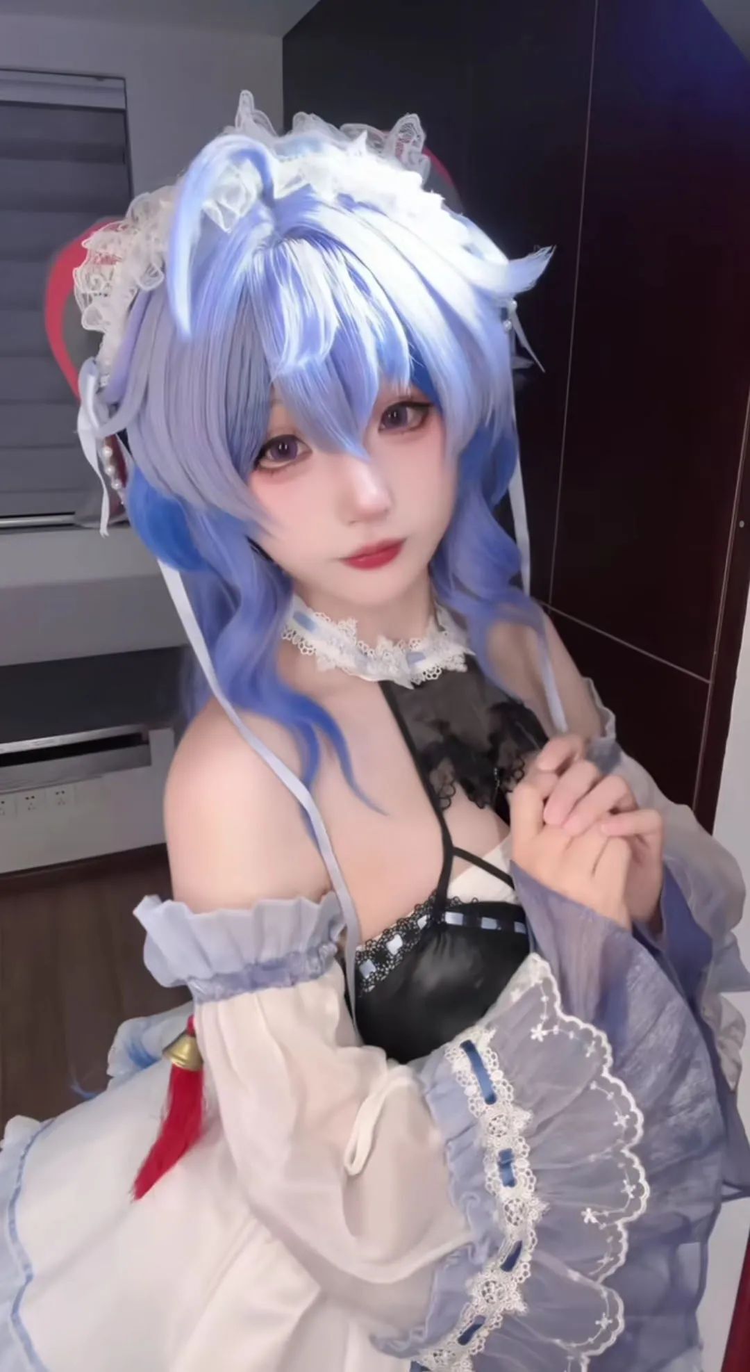 原神cos：白丝+护士装，刻晴让人狂喜！黑丝旗袍甘雨，ol制服雷神，双马尾女仆莫娜！