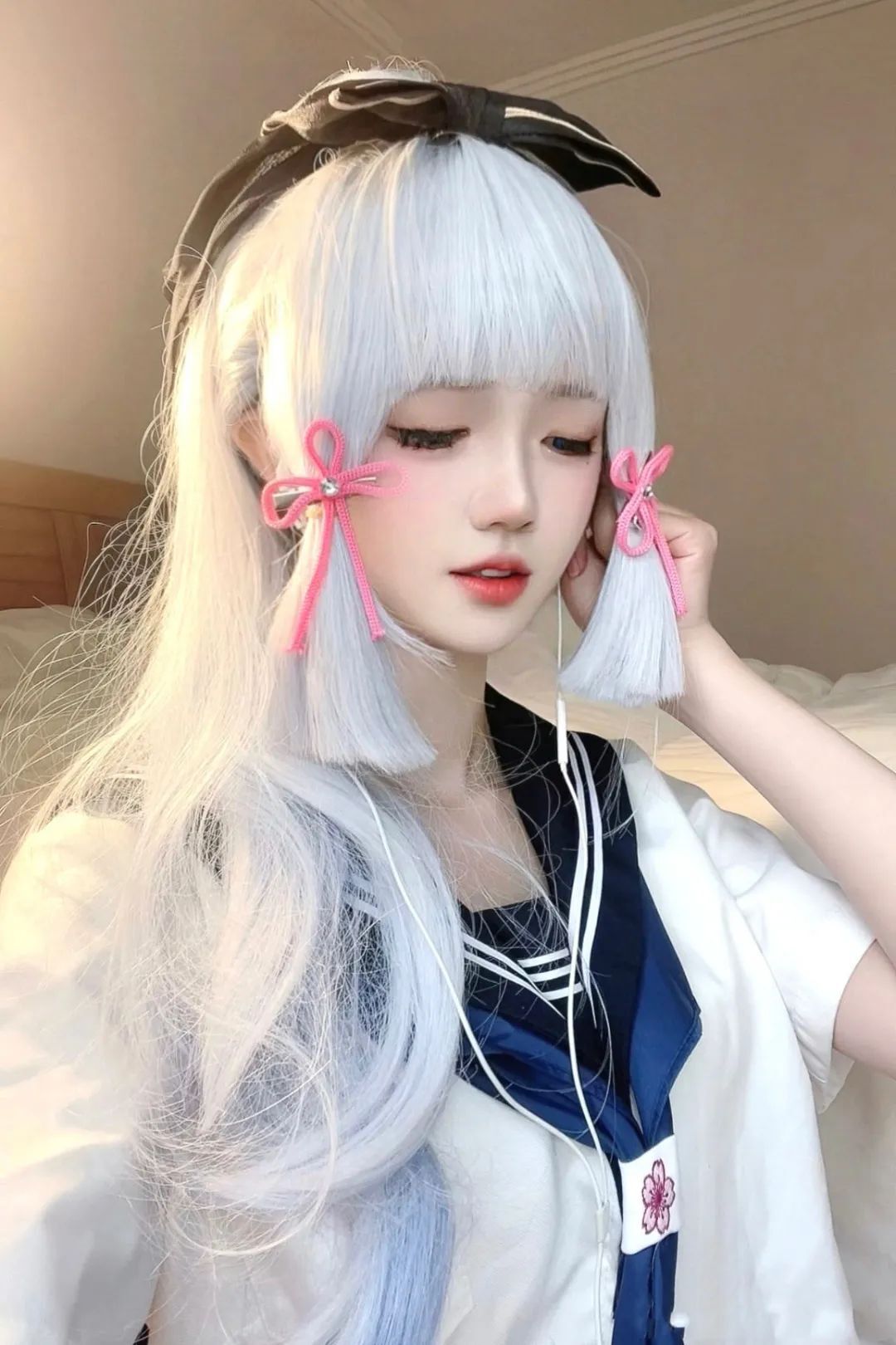 原神cos：汉服甘雨真是美爆了！绫华大小姐连衣裙真是绝美！黑丝菲谢尔，白月光归终我爱了！