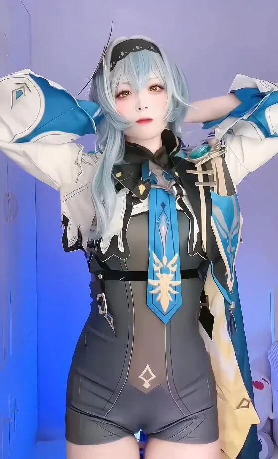 原神cos：黑丝+皮裤，制服眼镜娘雷神太顶了！修女装甘雨，绫华jk，小草神女仆装我爱了！