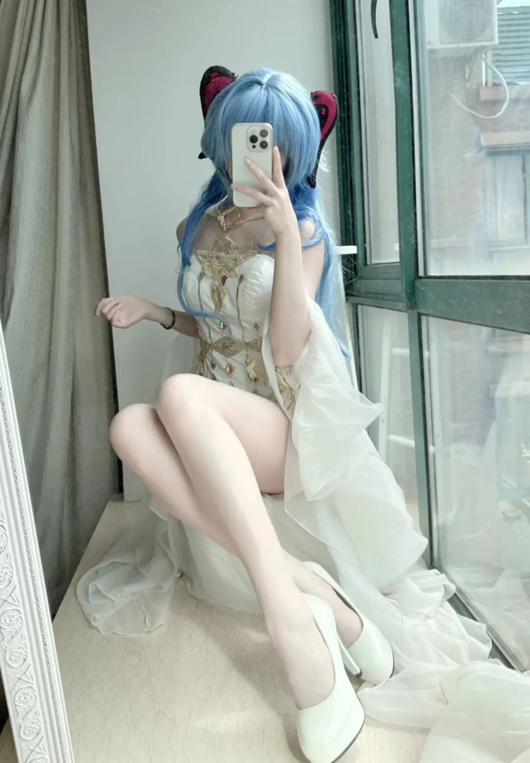 原神cos：白丝+婚纱，花嫁绫华美爆了！白丝女仆神子让人狂喜！包臀裙申鹤优雅高贵！