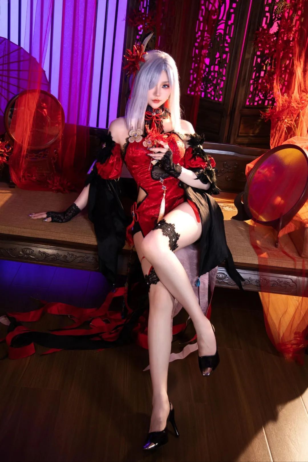 原神cos：白丝+制服，刻晴超可爱！旗袍甘雨秀出好身材！黑色纱裙神子太漂亮了！女仆申鹤真的好温柔！
