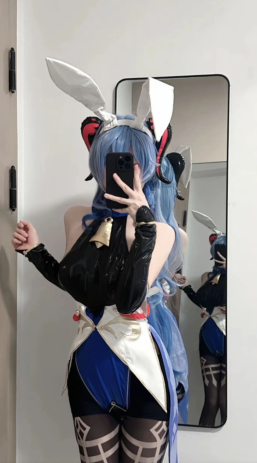 原神cos：黑丝+皮鞭，雷神化身搜查官！兔女郎甘雨太魅惑了！水手服绫华，单边白丝神子让人狂喜！