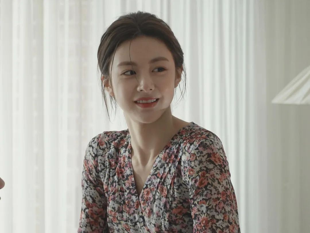 高允贞INS美图壁纸集，《还魂》主演