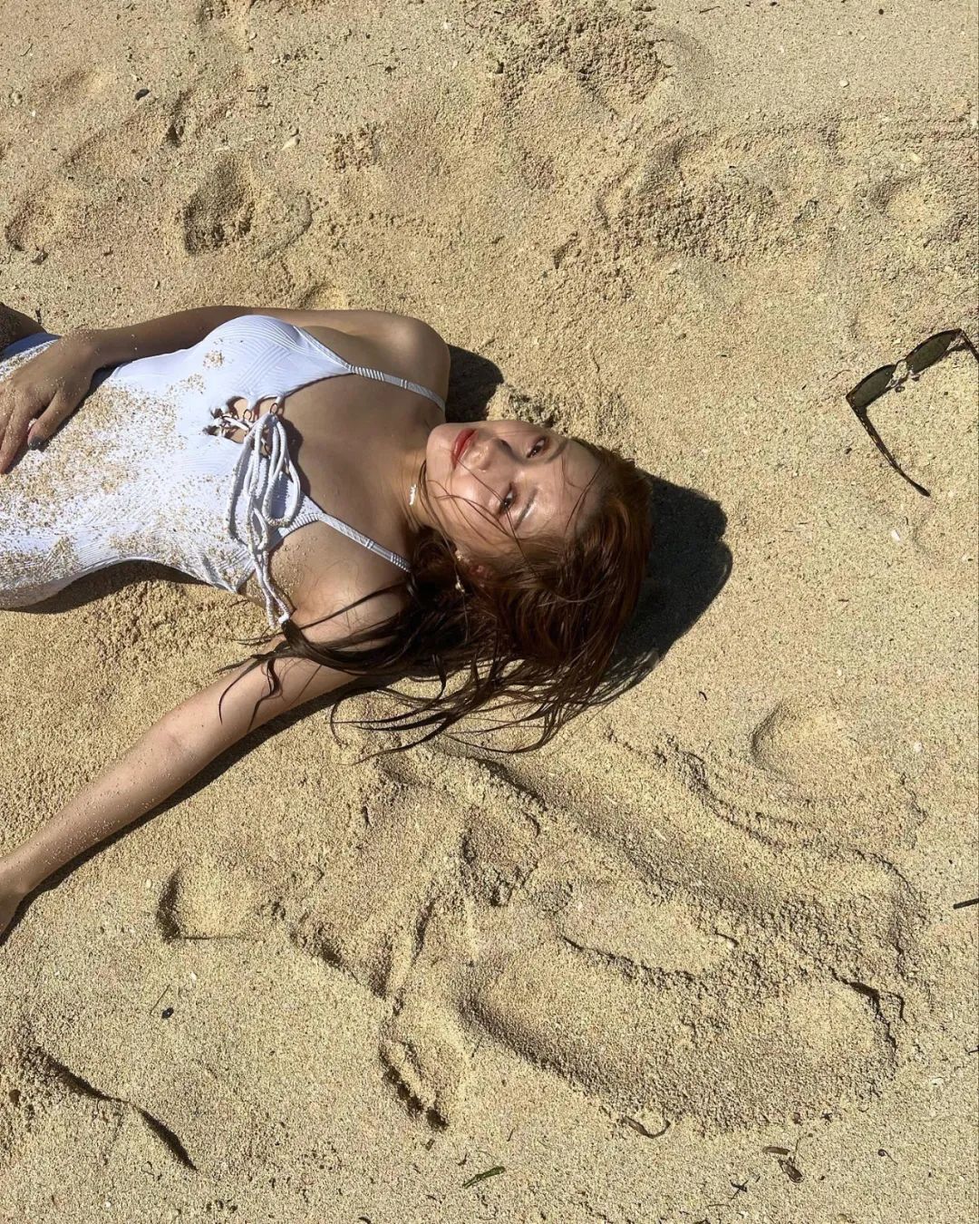 日本混血风模特德本夏惠 | 24岁首推个人性感写真