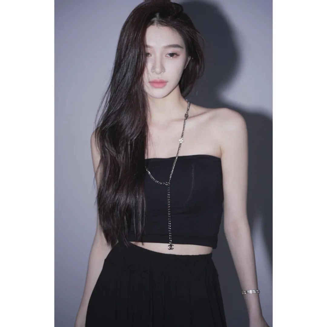 台湾时尚模特，太会穿了……美得不要不要的