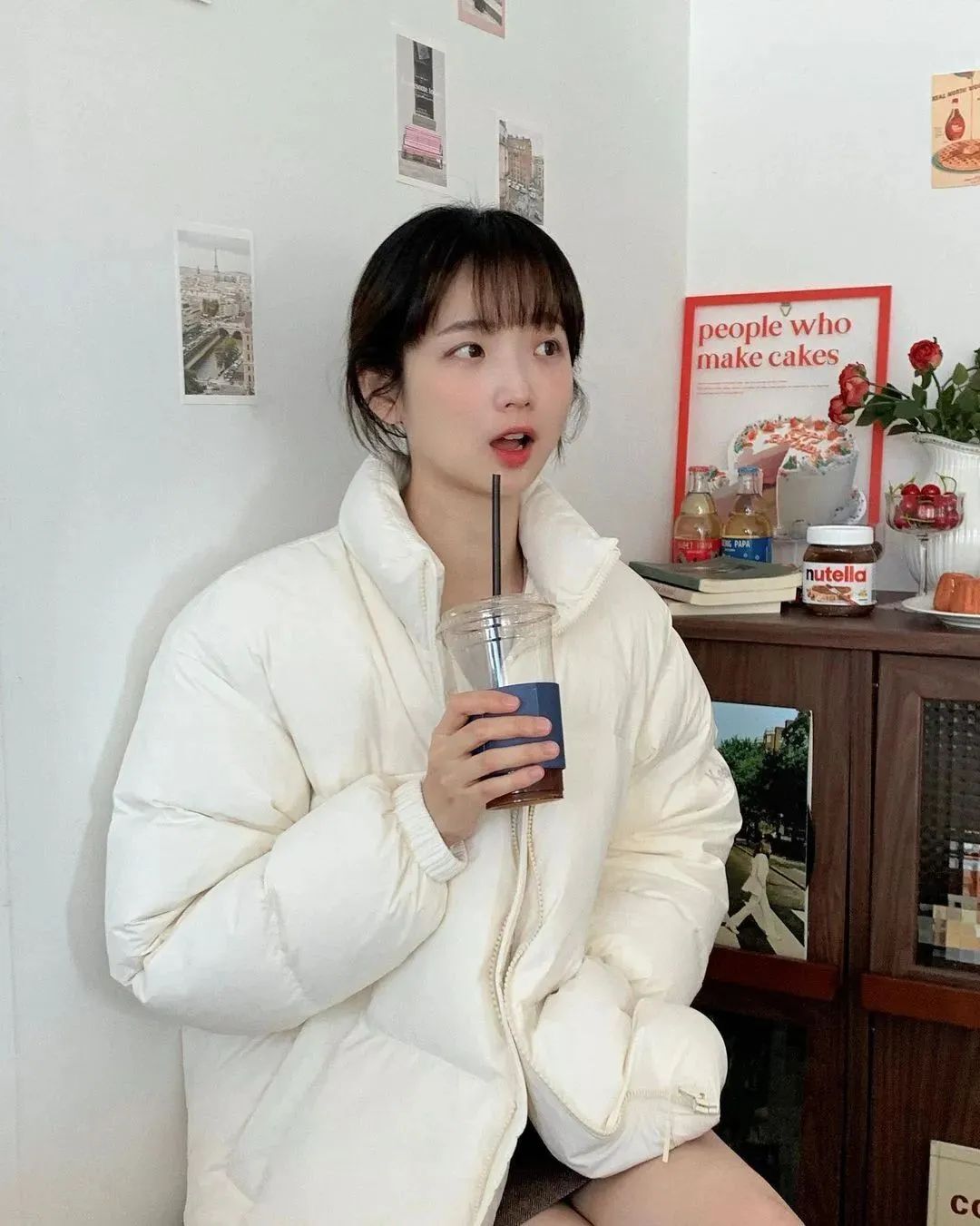 [仙女集]悦目是佳人，荷花羞玉颜