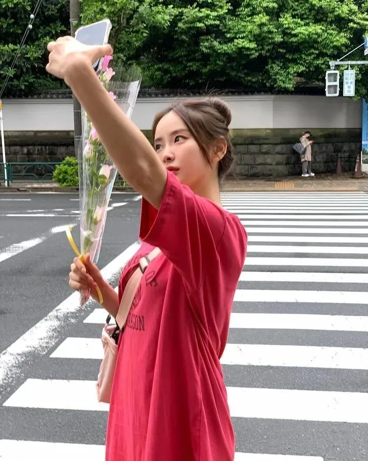 [仙女集]她柔美姿态，让人流连忘返