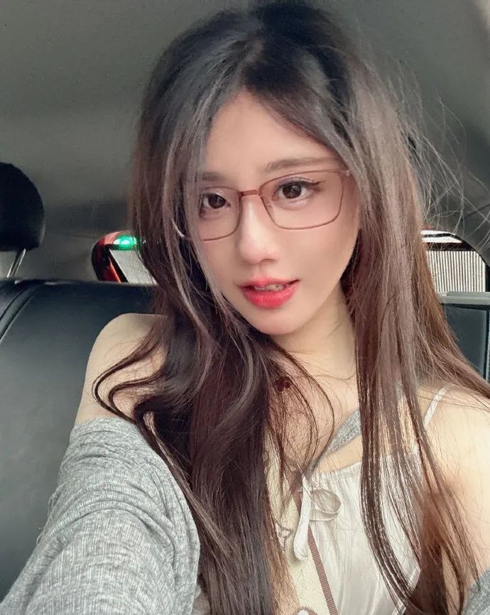 [仙女集]美女庆祝，哈登球迷，节日快乐！