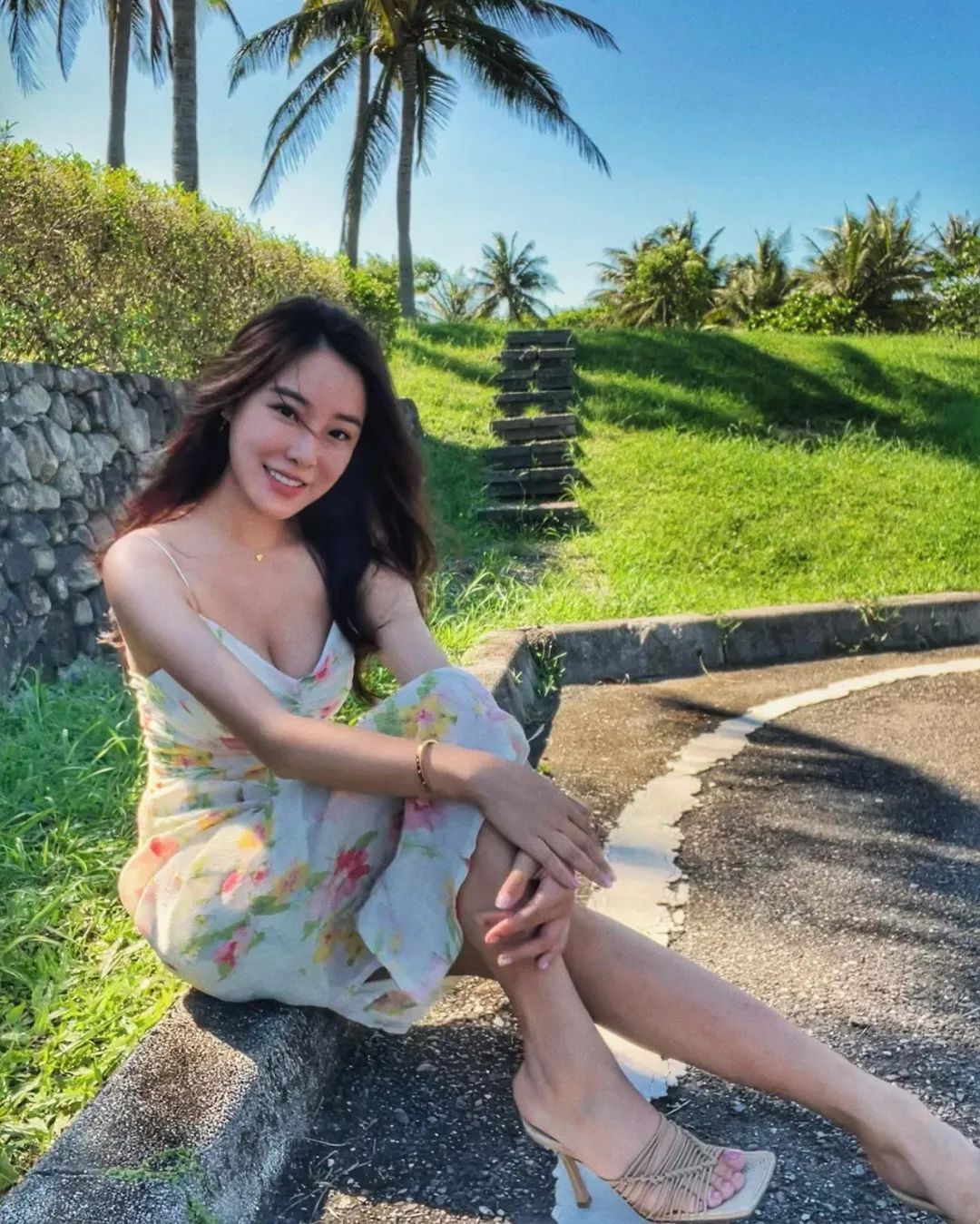[仙女集]性感台妹，身材顶呱呱