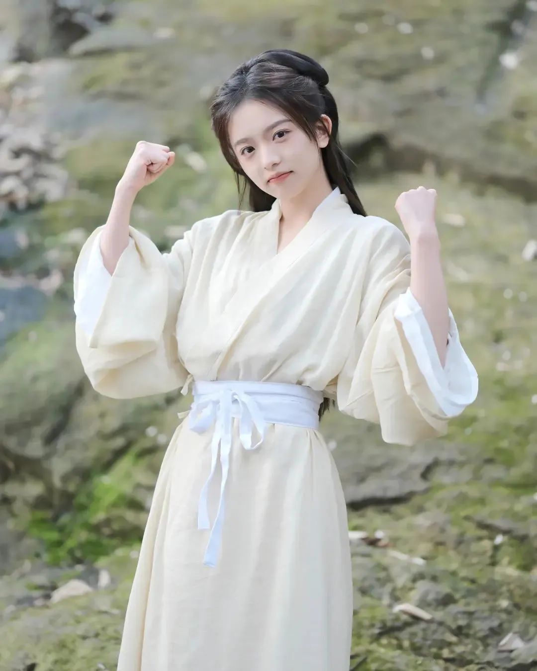 小师妹下山啦