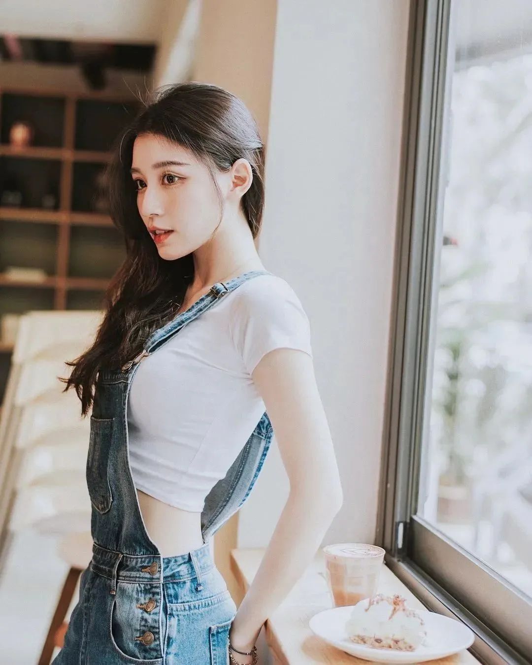 沁柔，清新甜美的“治愈系”女神