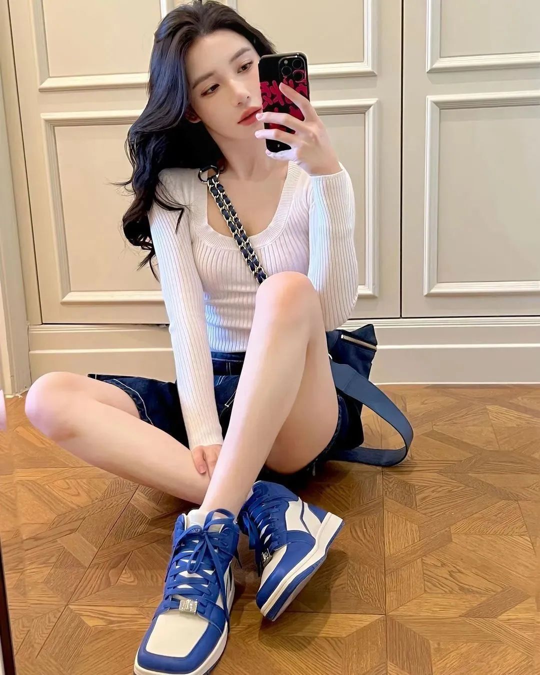 国产网红niannian，气质清新脱俗的网红美女
