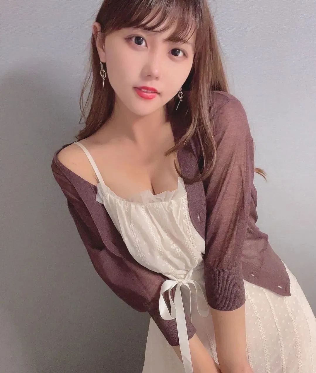 日本网红千叶奈々希，辣度指数爆表的甜美正妹