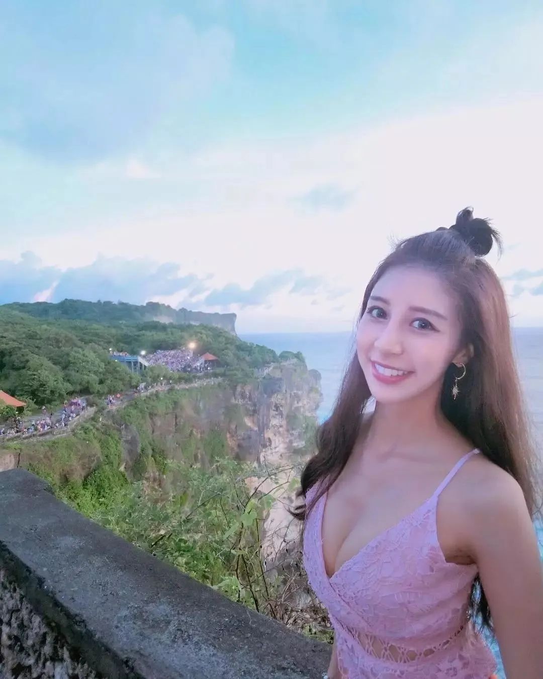 台湾最美空姐瑞塔儿，气质出众的甜美女神