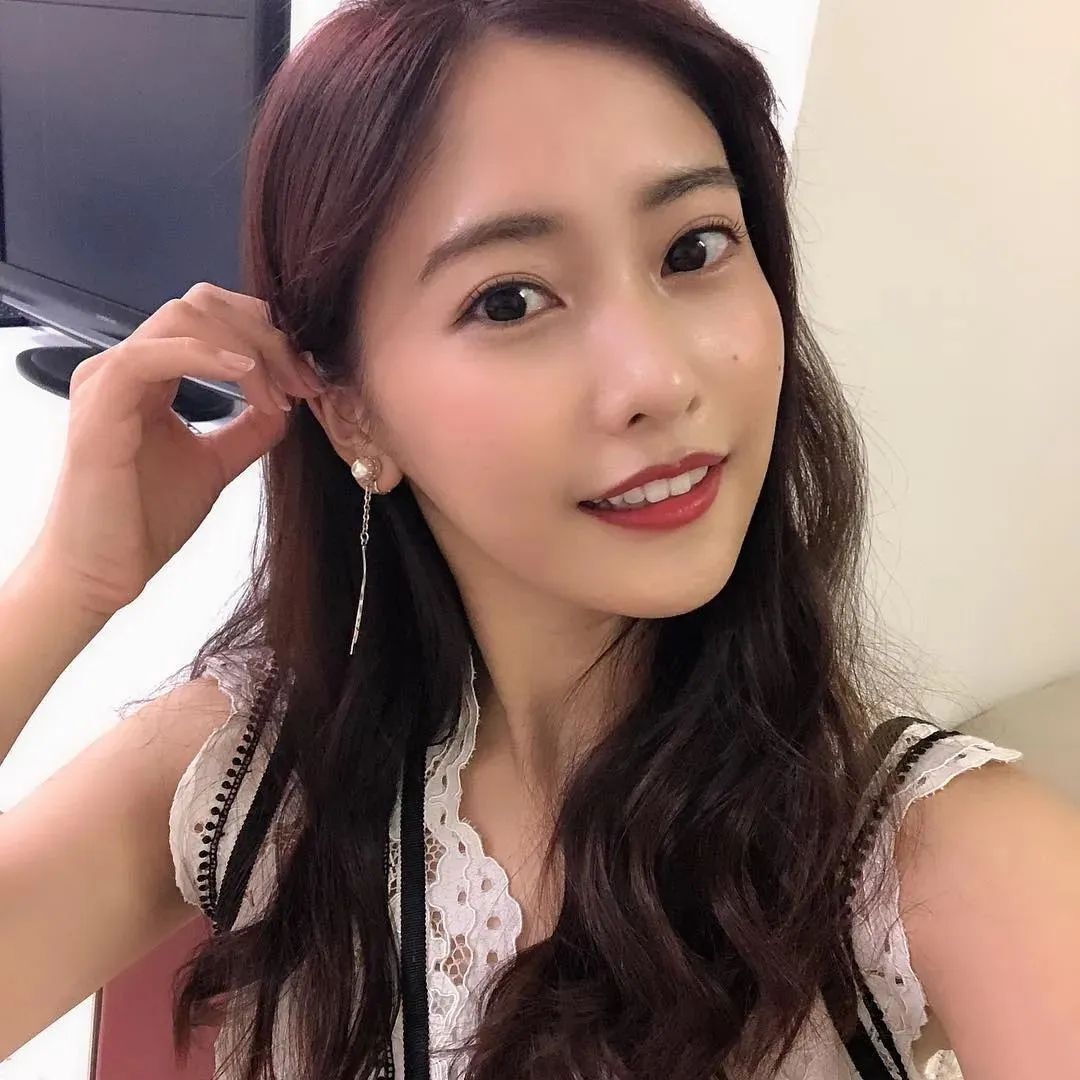 日本网红佐野日向子，清纯可爱的美女模特