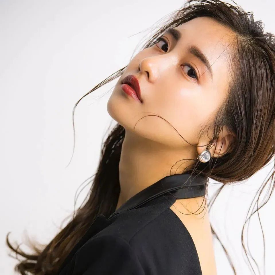 日本网红佐野日向子，清纯可爱的美女模特