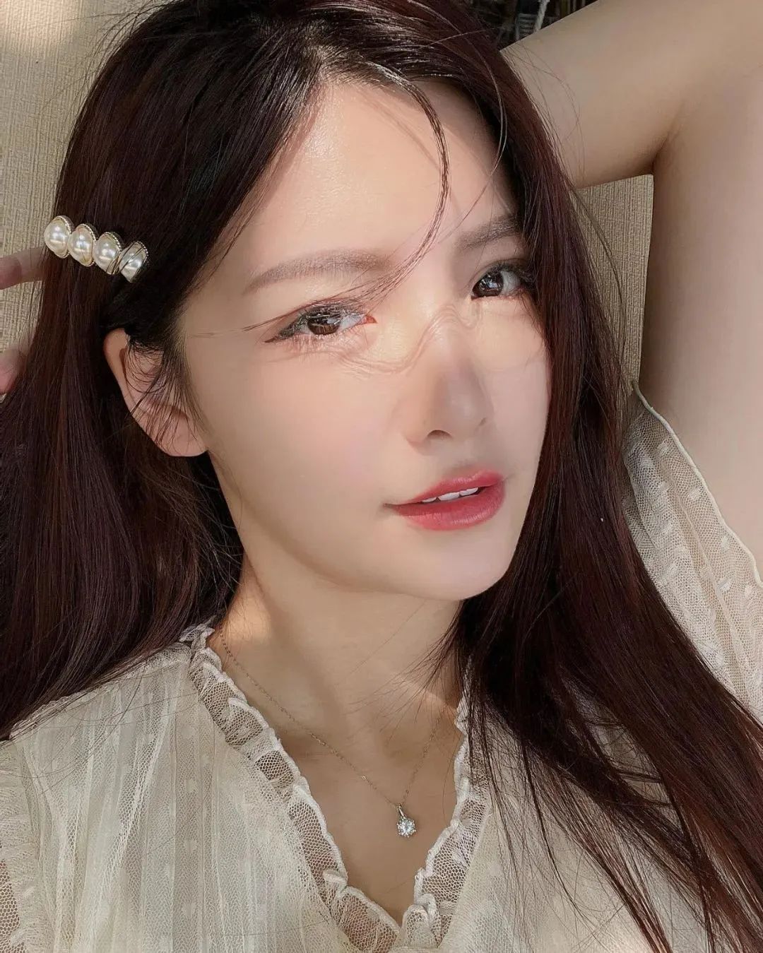 台湾网红李恩菲，甜美迷人的啦啦队女神