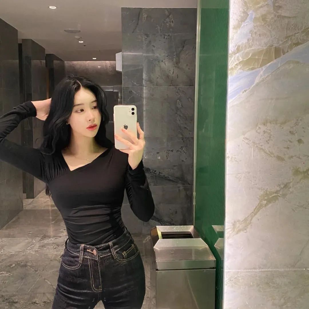 韩国网红byeol，甜美可人的韩国最美警花